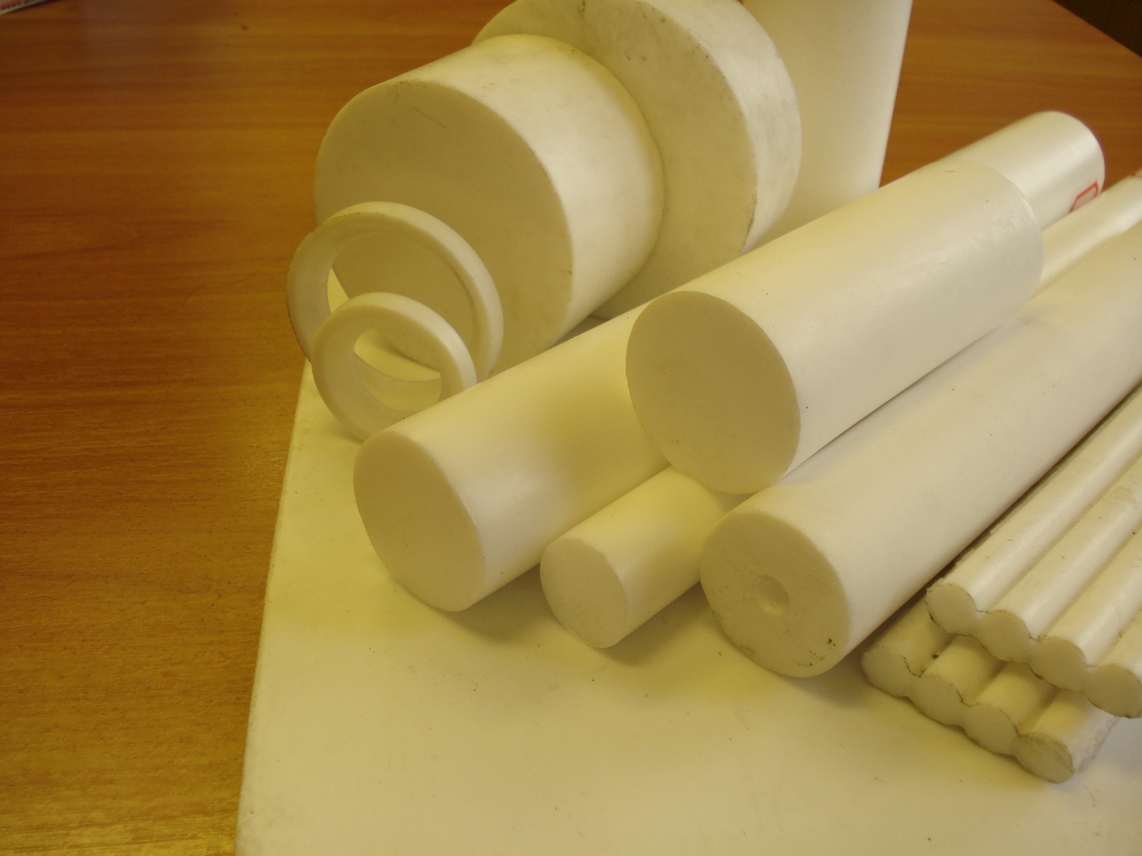 Фторопластовые изделия, фторопласт купить,продать, цена, Гост, характеристики